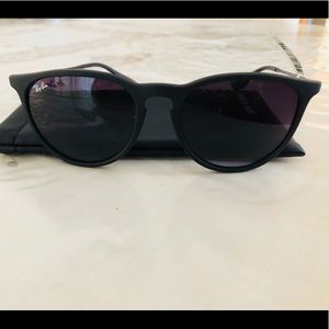 NWT Black Cat Eye Ray-Bans with case